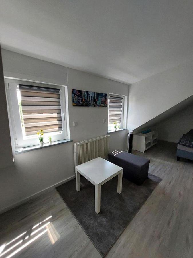 Uljana Apartment *